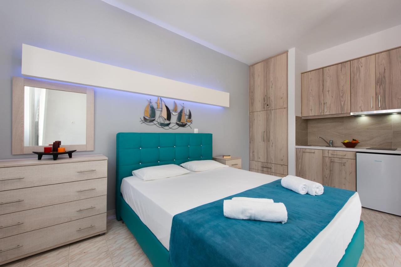 Theodora Rooms Kamares  Extérieur photo