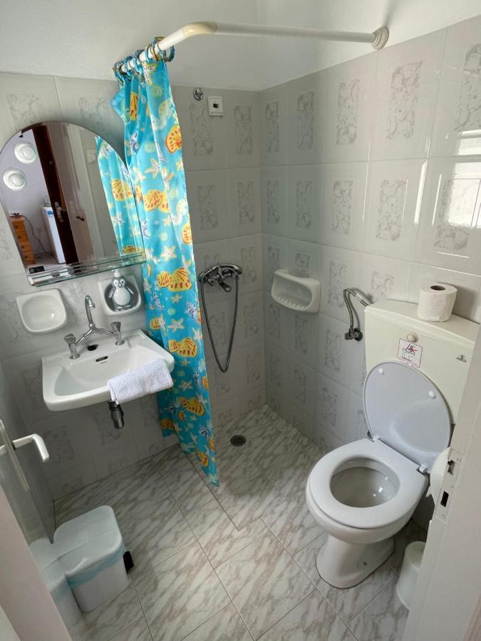 Theodora Rooms Kamares  Extérieur photo