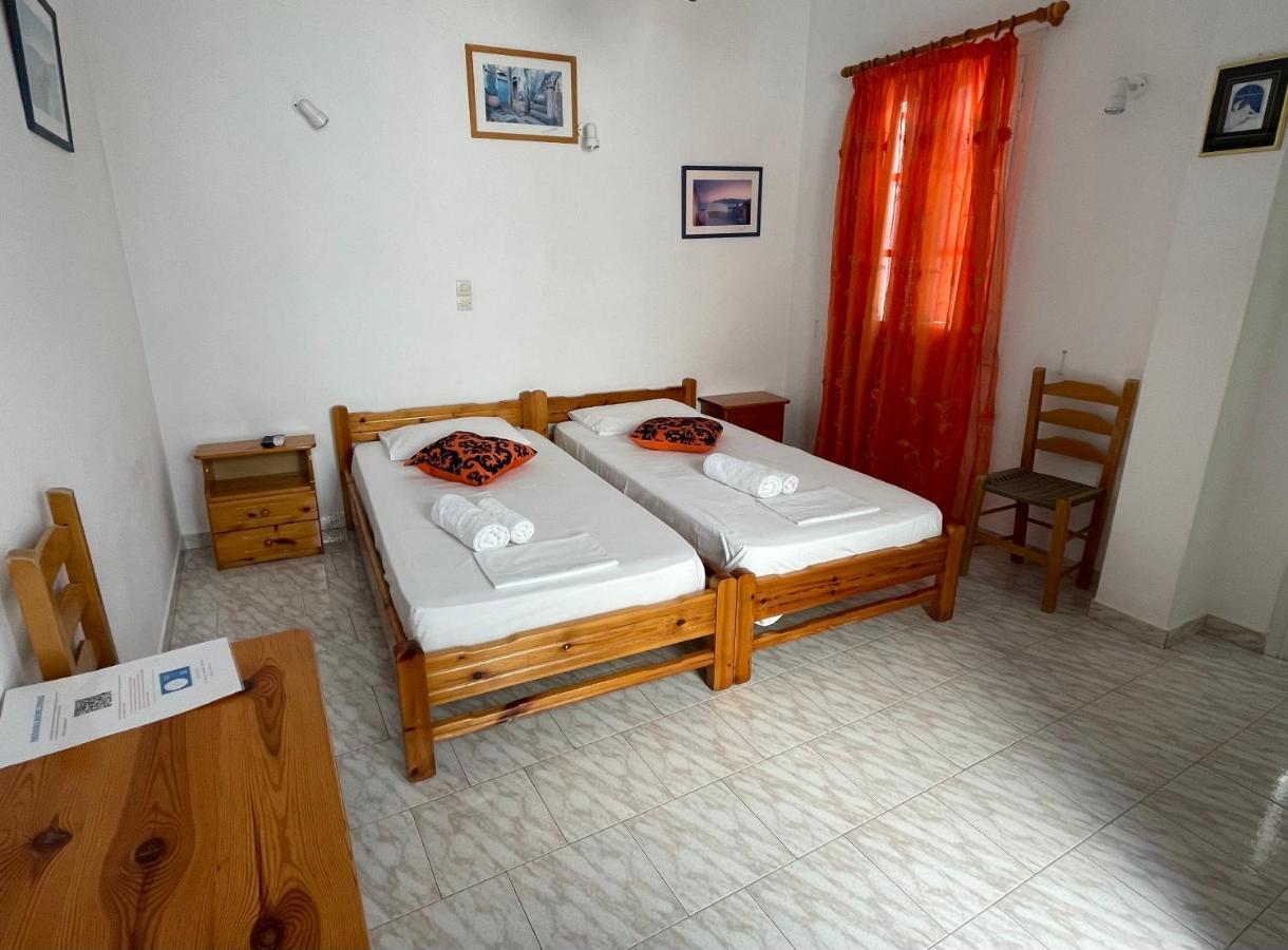 Theodora Rooms Kamares  Extérieur photo