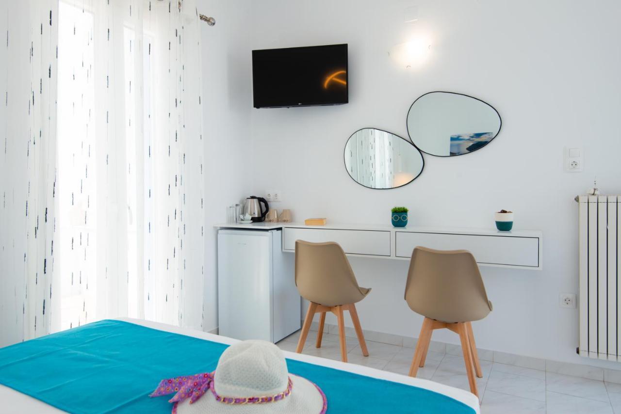 Theodora Rooms Kamares  Extérieur photo