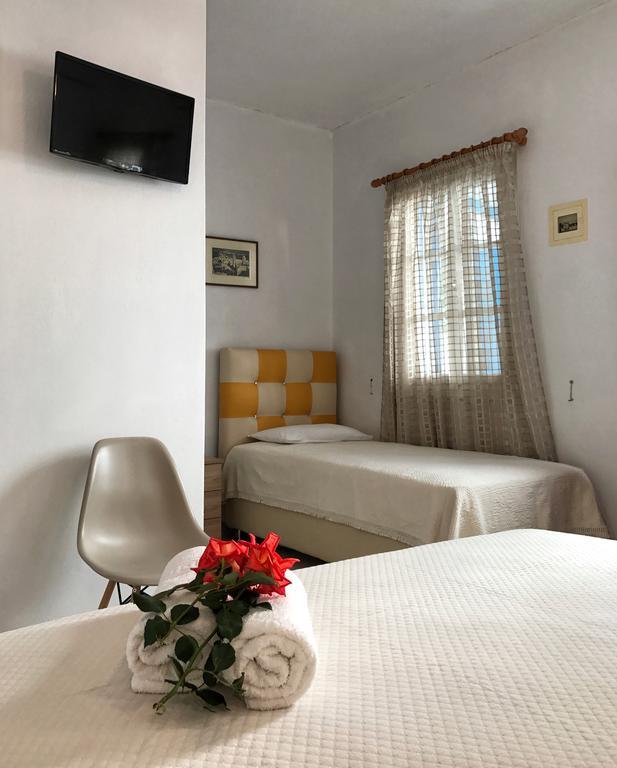 Theodora Rooms Kamares  Extérieur photo